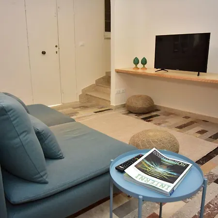 Casa Tresca - *