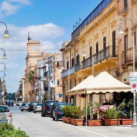 Casa Tresca - *